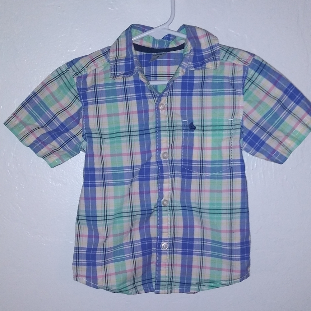 Carter’s Short Sleeve Button Down Plaid Shirt 2T